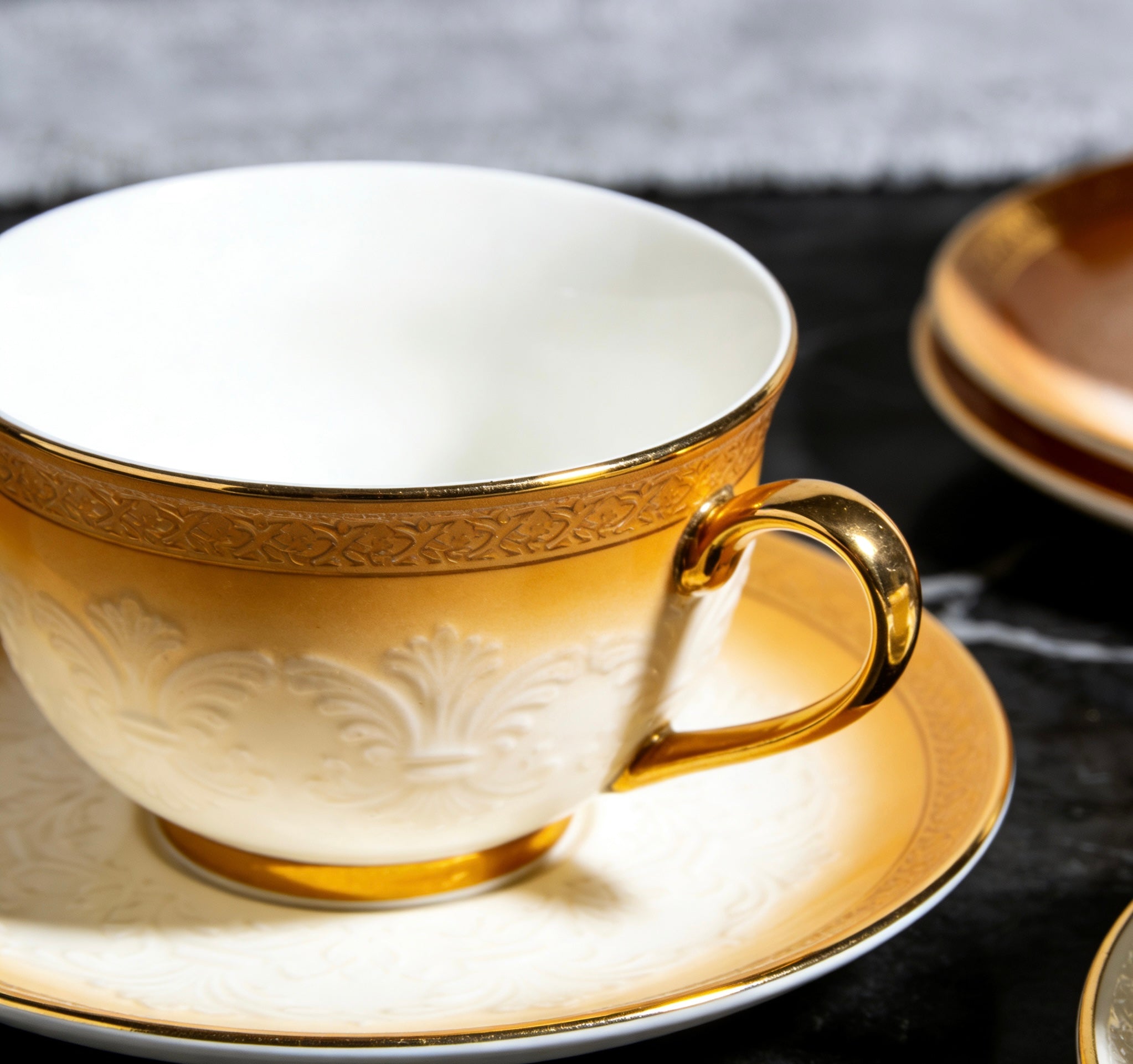 Elegant Classic Floral Carved Ceramic Tea Set With Polished Gold Trim For Timeless Tea Time & Sophisticated Home Dining