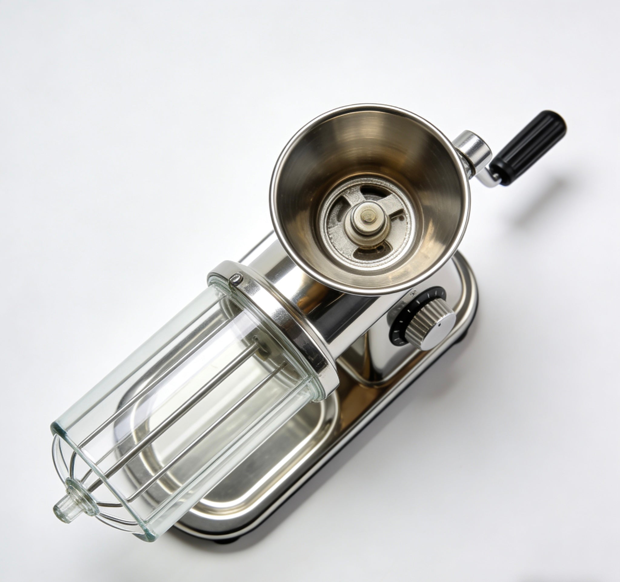 Modern Compact Manual Citrus Juicer With Clear Juicing Chamber & Sleek Black Base For Fresh, Homemade Juice